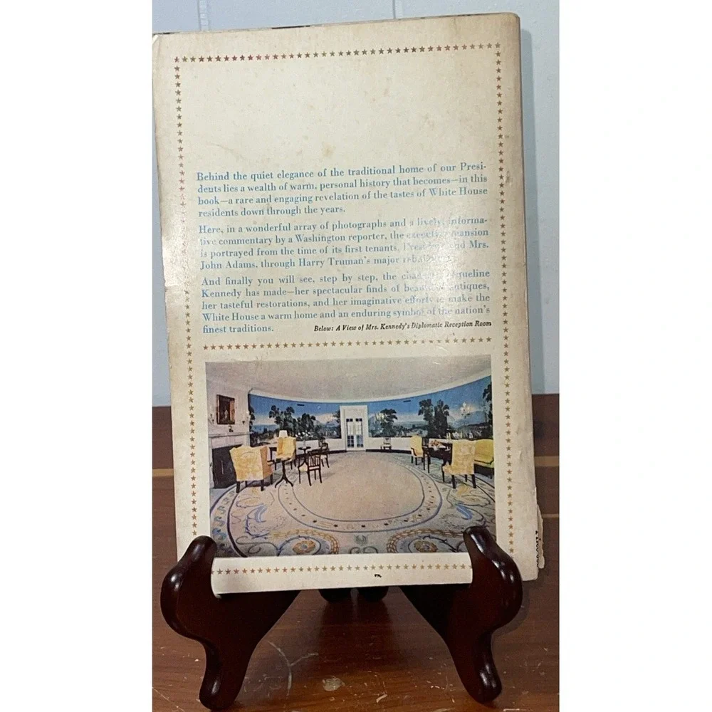 1962 Fawcett Edition The White House Today‎ and Yesterday Isabella Shelton